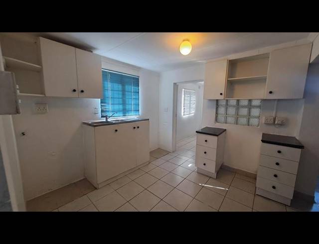 1 BEDROOM PROPERTY TO RENT IN MEREWENT